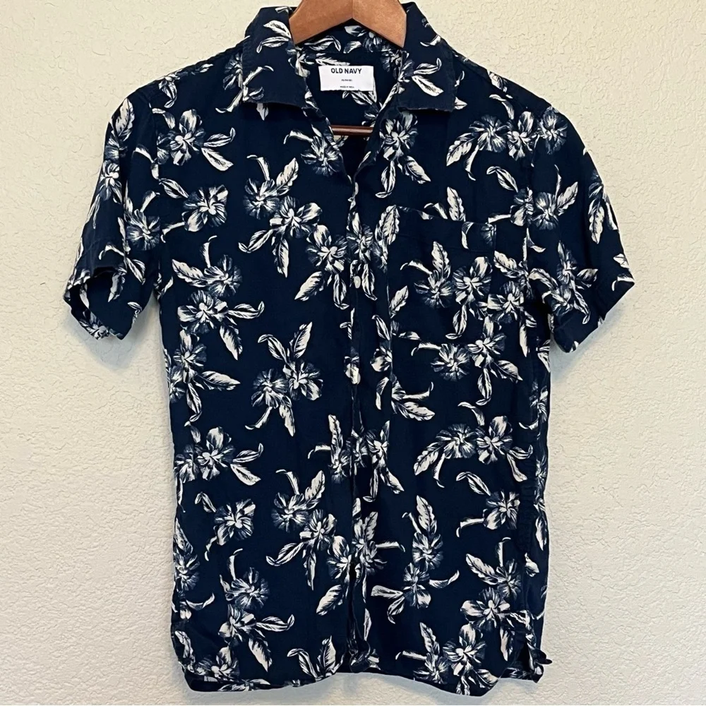 Old Navy Navy & Whote Floral Short-Sleeve Button-Up Shirt Boys X-Large 14-16